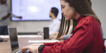 Cooperativas mineiras ampliam acesso à graduação, pós-graduação e MBAs com apoio do Sescoop/MG