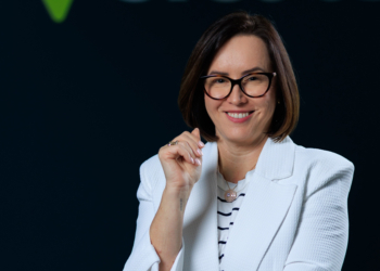 De estagiária a presidente: Com mais de 30 anos dedicados ao cooperativismo financeiro, Adriana Grigol assume a presidência do Conselho de Administração do Sicoob MaxiCrédito