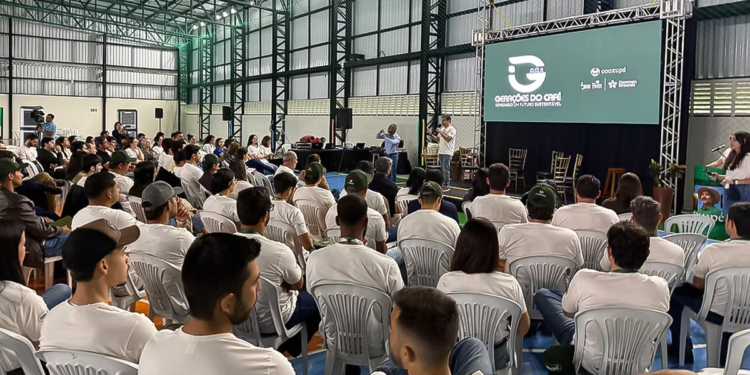 Cooperativa Cooxupé prepara nova geração de cafeicultores com projeto para 700 produtores 1 Cooperativa Cooxupé prepara nova geração de cafeicultores com projeto para 700 produtores