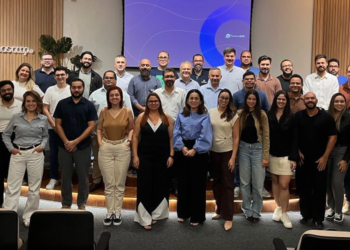 Colaboradvores do Sistema OCB/ES participam de formação nacional de inteligência artificial