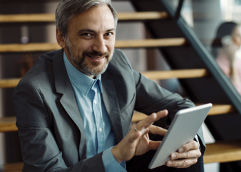 Sicredi amplia embedded finance com integração a sistemas de gestão empresarial