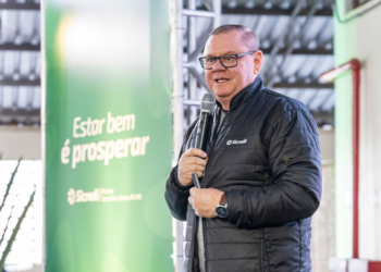 Onde tem cooperação, você vive a transformação - Neori Ernani é Presidente do Sicredi Ouro Branco RS/MG 2 Neori Ernani é Presidente do Sicredi Ouro Branco RS/MG