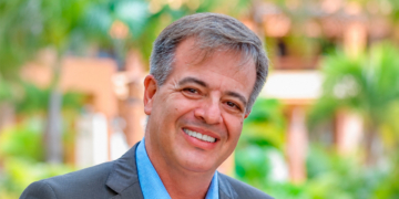 Elias Fazan é Presidente de Conselho de Administração no Sicoob Credceg 