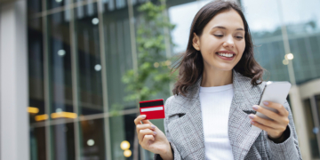Estudo internacional aponta maior avanço de renda entre clientes de cooperativas 8 Estudo internacional aponta maior avanço de renda entre clientes de cooperativas
