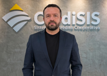 Adailtom Alves da Silva é Diretor de Tecnologia do Sistema CrediSIS